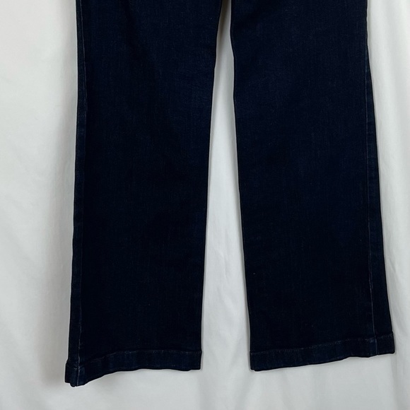 Eddie Bauer Curvy Trouser Cut Dark Blue Wash Mid Rise Jeans NWOT - Picture 5 of 13